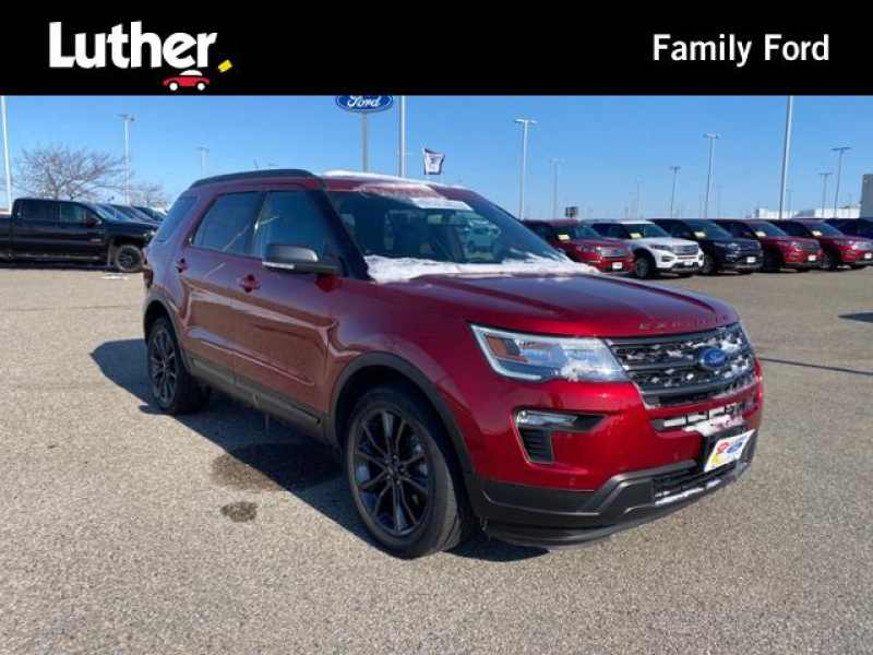 2018 Ford Explorer Red, 23K miles Red 2018 Ford Explorer