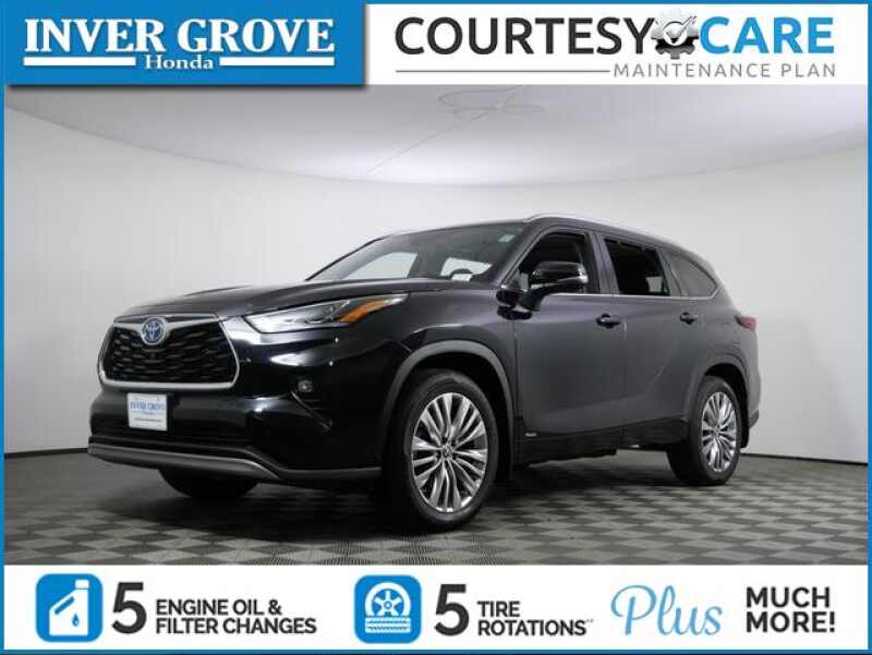 2024 Toyota Highlander Black, 8K miles Black 2024 Toyota Highlander