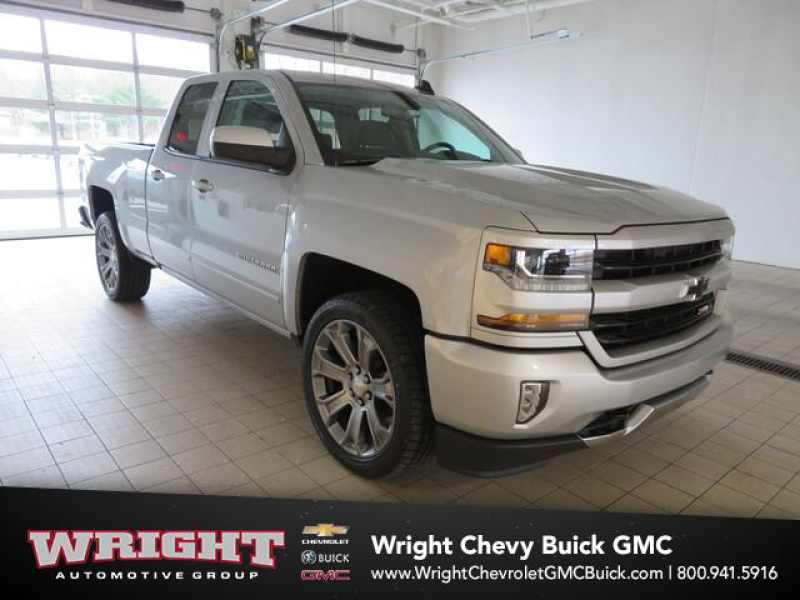 2017 Chevrolet 1500 Silver, 34K miles | Silver 2017 Chevrolet 1500