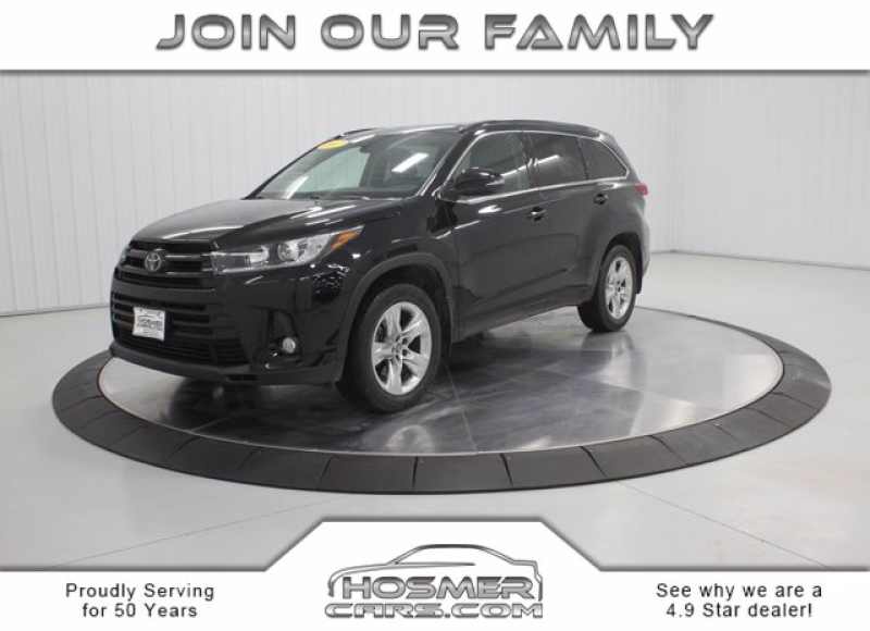 2017 Used Toyota Highlander Se 28 500 Near Mason City Ia