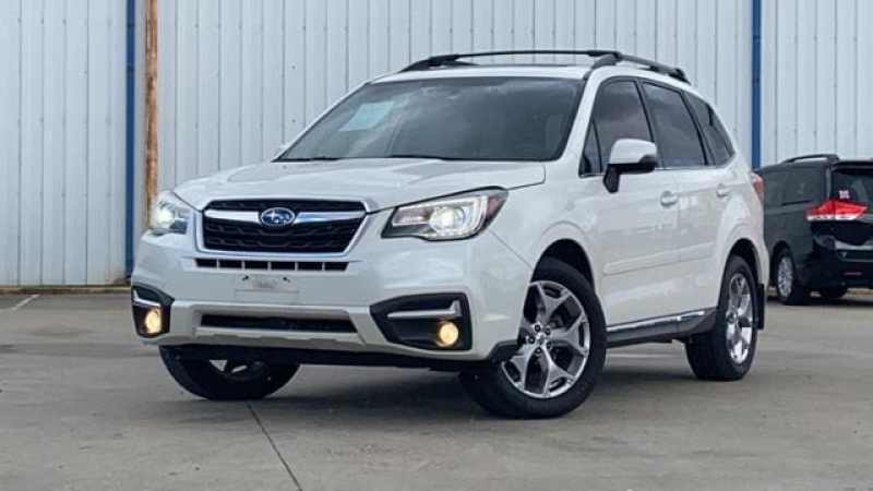 2017 Subaru Forester White, 56K miles White 2017 Subaru