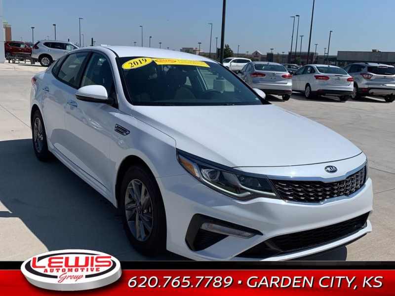 2019 Kia Optima White, 40K miles | White 2019 Kia Optima Car for Sale ...