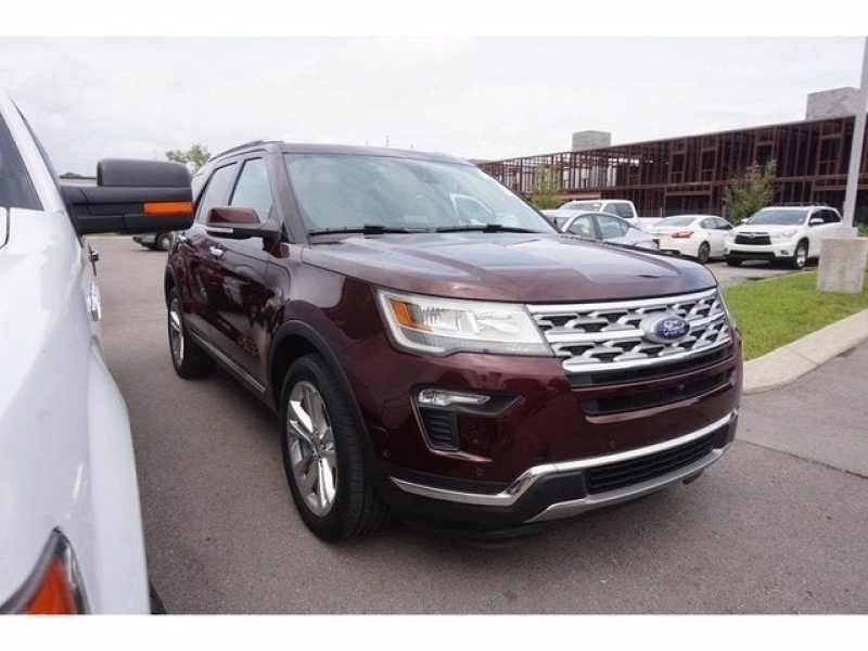 2018 ford explorer red